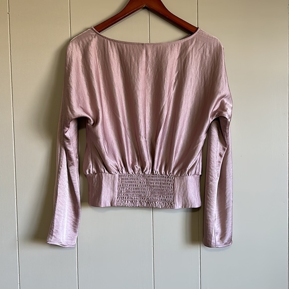 NWT Pink Express Top - Picture 4 of 4